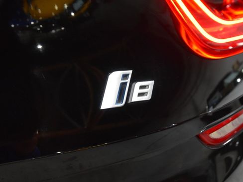 Used 2016 BMW i8 AWD/4WD image 8
