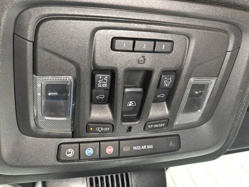 Used 2024 Chevrolet Silverado 1500 ZR2 w/ Technology Package AWD/4WD image 11