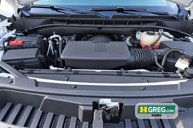 Used 2024 GMC Yukon SLT RWD image 17