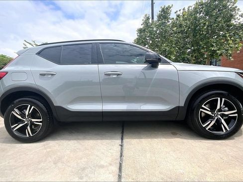 New 2026 Volvo XC40 B5 Core AWD/4WD image 10