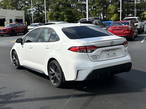 Used 2024 Toyota Corolla SE FWD image 8