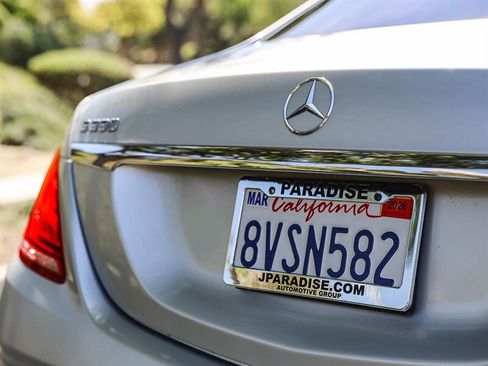 Used 2016 Mercedes-Benz S 550 Sedan image 15