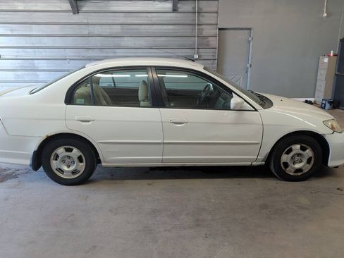 Used 2005 Honda Civic Hybrid Sedan image 6