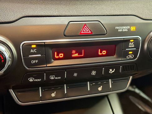 Used 2020 Kia Sorento S AWD/4WD image 22