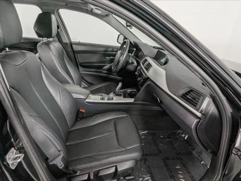 Used 2016 BMW 320i xDrive Sedan image 24