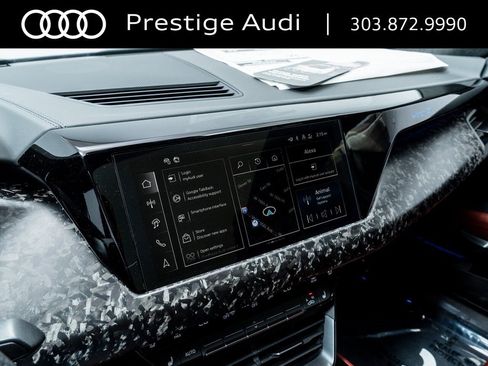 New 2025 Audi RS e-tron GT performance image 16