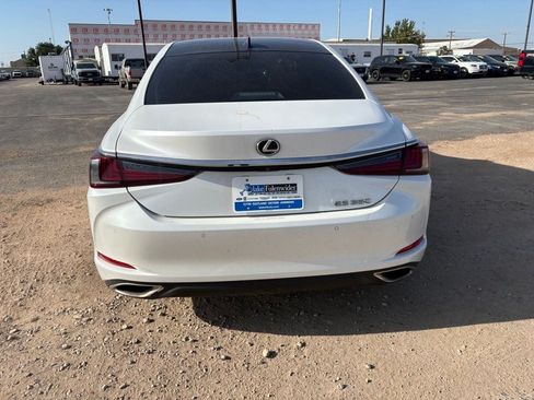 Used 2025 Lexus ES 350 w/ Premium Package FWD image 5