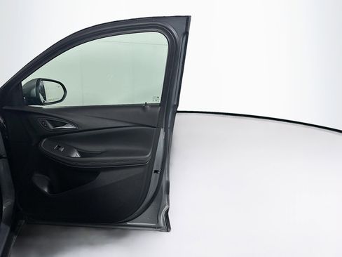 Used 2025 Buick Encore GX Preferred image 31