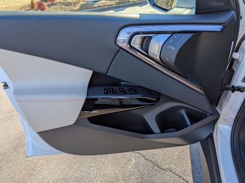 New 2026 BMW X3 xDrive30 w/ Convenience Package image 11