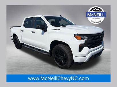 New 2026 Chevrolet Silverado 1500 Custom w/ Turbomax Blackout Package