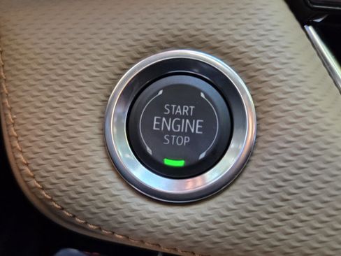 Used 2026 Chevrolet Equinox ACTIV w/ Convenience Package III FWD image 30