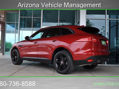 Used 2017 Jaguar F-PACE Premium AWD/4WD image 10