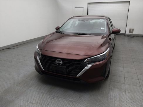 Used 2025 Nissan Sentra SV FWD image 15