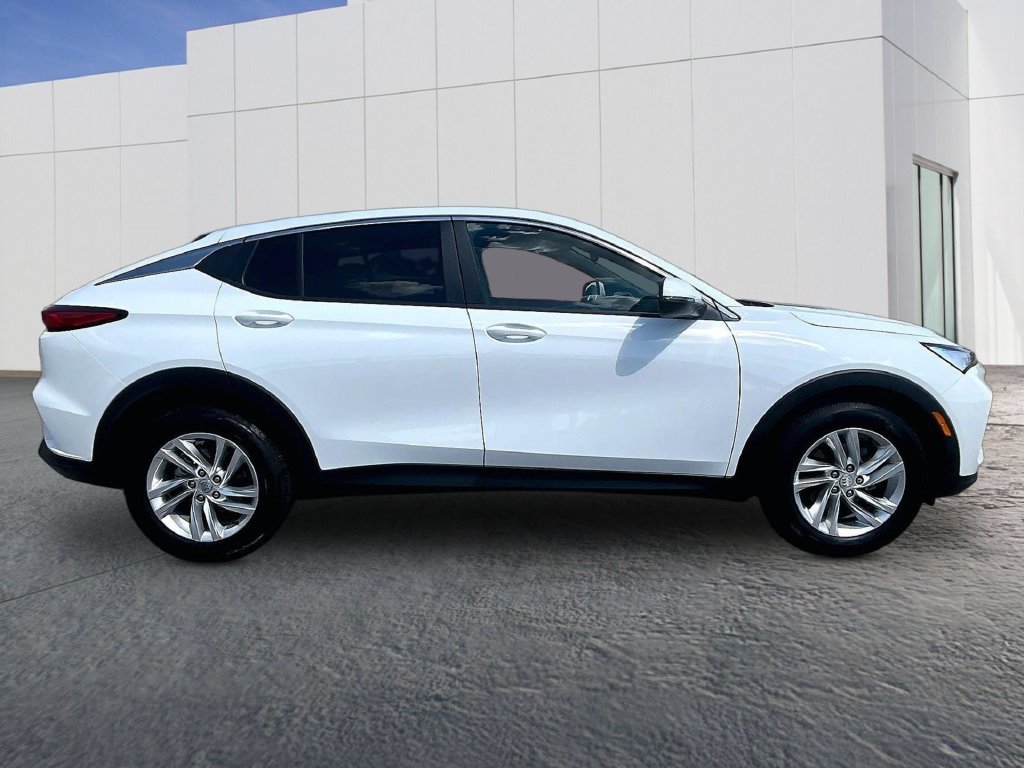 Used 2026 Buick Envista Preferred FWD image 8