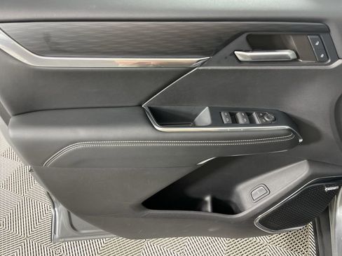 Used 2024 GMC Acadia Elevation w/ Super Cruise Package image 21