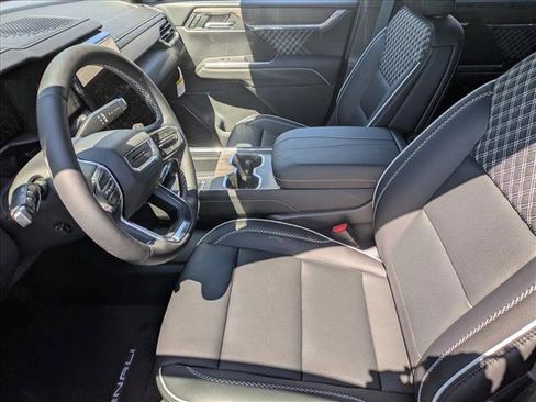 New 2025 GMC Acadia Denali image 3