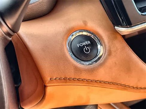 Used 2023 Toyota Highlander Platinum image 28