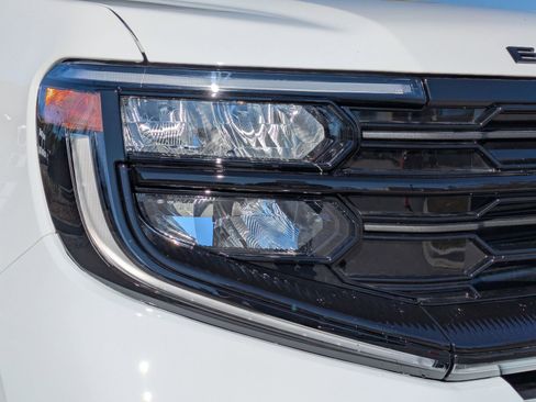 New 2025 Ford Expedition Platinum w/ Stealth Performance Package image 11