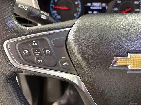 Used 2020 Chevrolet Equinox LS FWD image 28