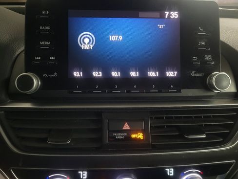 Used 2020 Honda Accord LX image 25