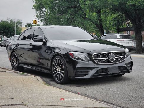 Used 2018 Mercedes-Benz E 43 AMG 4MATIC Sedan w/ Premium 3 Package image 2