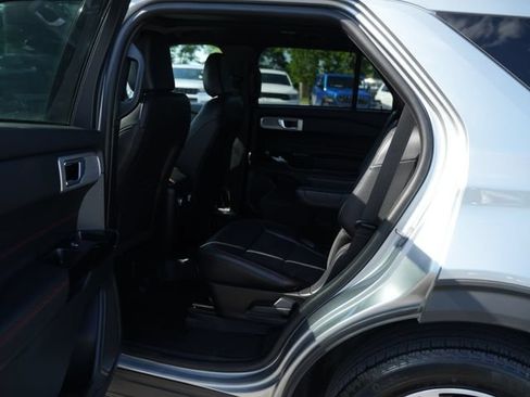 Used 2023 Ford Explorer ST-Line w/ Class IV Trailer Tow Package RWD image 16