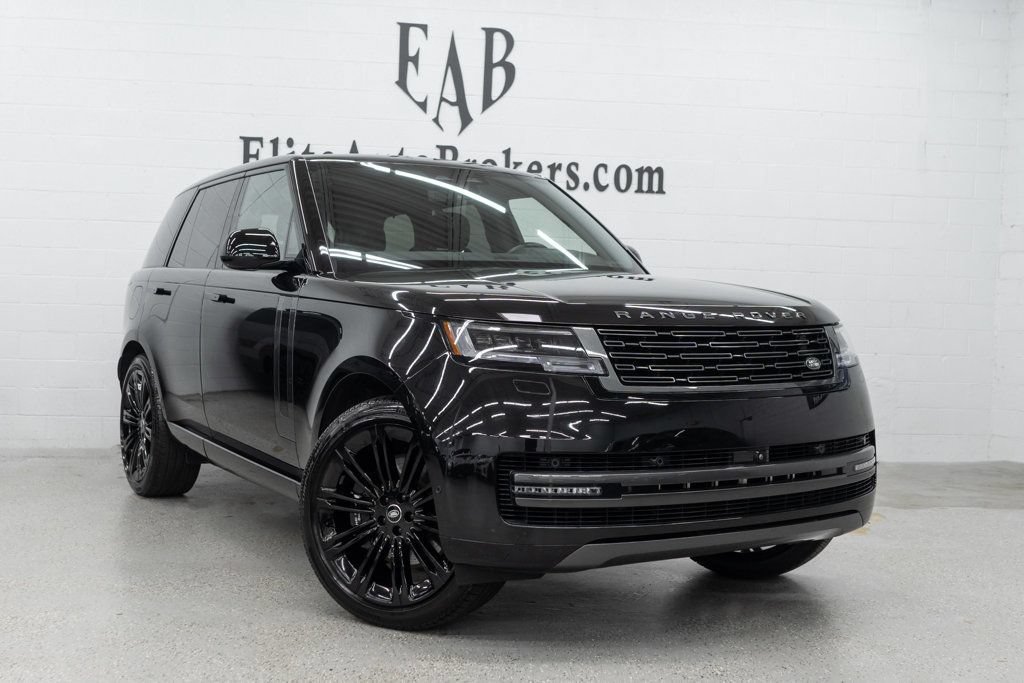 Used 2025 Land Rover Range Rover SE AWD/4WD image 49