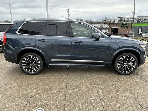 New 2026 Volvo XC90 B6 Plus w/ Protection Package Premier image 7