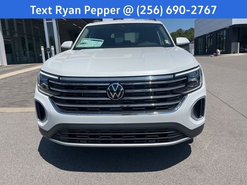 New 2026 Volkswagen Atlas SE FWD image 2