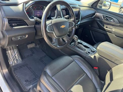 Used 2021 Chevrolet Traverse Premier w/ Redline Edition image 17