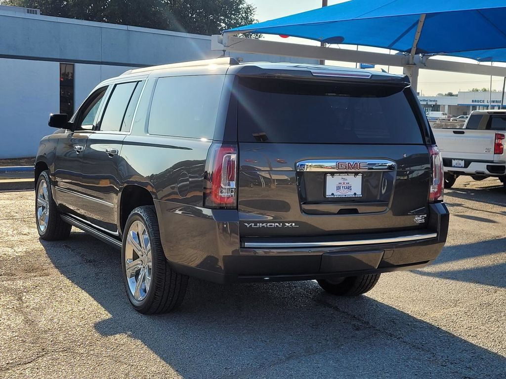 Used 2019 GMC Yukon XL Denali w/ Open Road Package RWD image 5