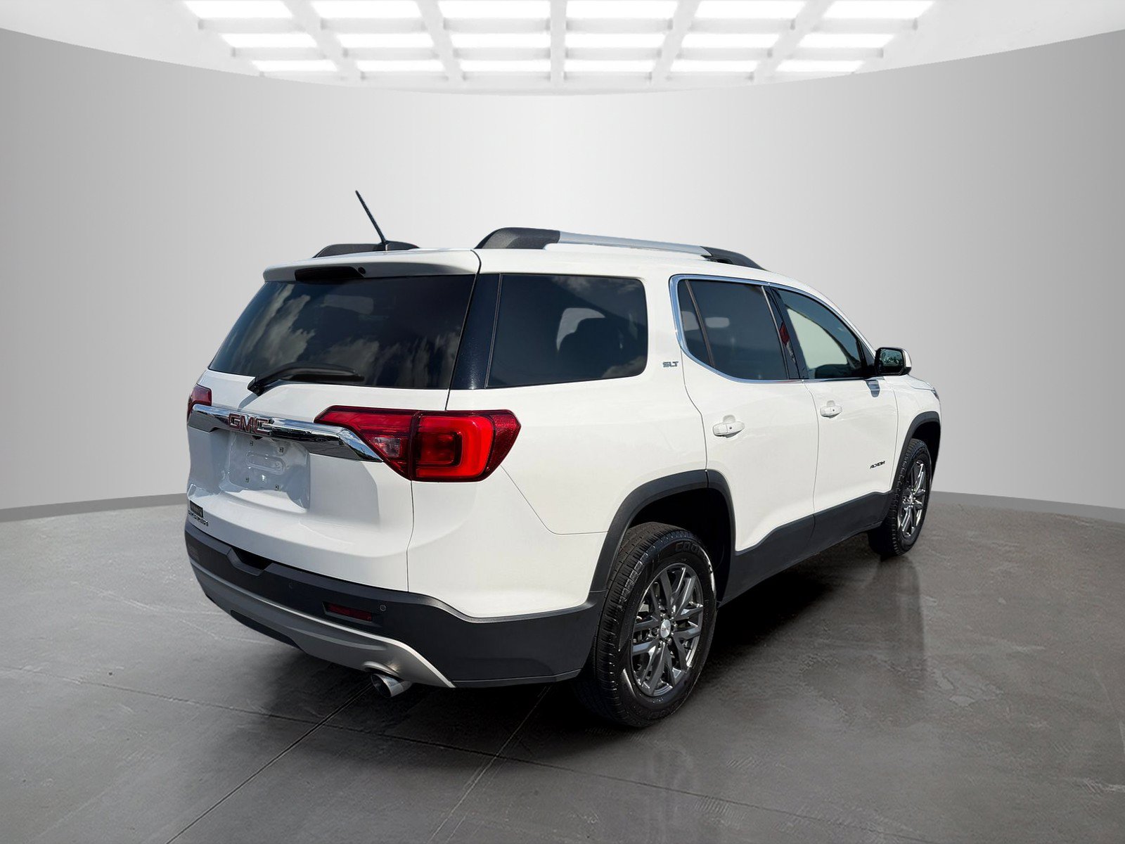 Used 2019 GMC Acadia SLT FWD image 7