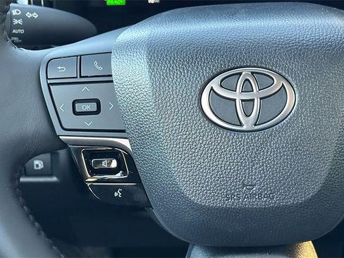 New 2026 Toyota Camry XLE image 27