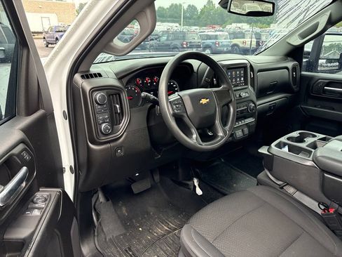 Used 2025 Chevrolet Silverado 3500 W/T w/ WT Convenience Package AWD/4WD image 7