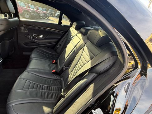 Used 2016 Mercedes-Benz S 550 Sedan image 30
