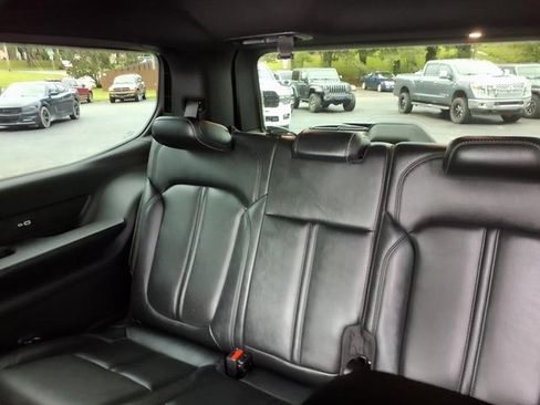 Used 2022 Jeep Wagoneer Series III w/ Flexible Seating Group image 7