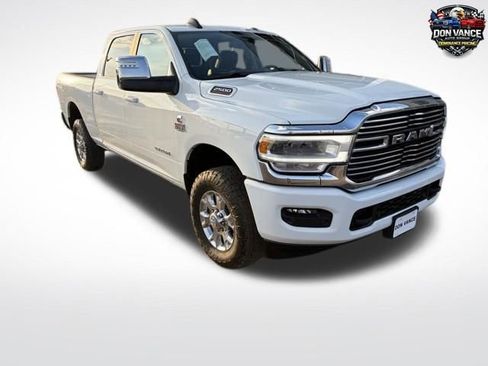Used 2024 RAM 2500 Laramie AWD/4WD image 7
