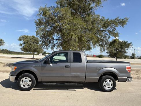 Used 2013 Ford F150 XLT RWD image 3