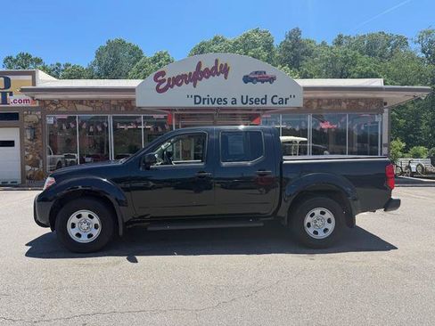 Used 2019 Nissan Frontier S AWD/4WD image 2