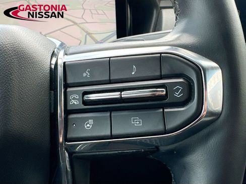 Used 2025 GMC Terrain Elevation AWD/4WD image 13