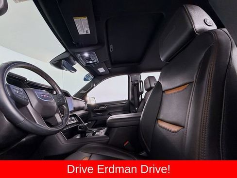 Used 2023 GMC Sierra 1500 AT4 w/ AT4 Premium Package AWD/4WD image 6