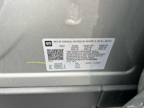 Used 2023 Chevrolet Equinox LT AWD/4WD image 34