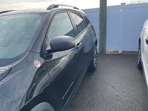 Used 2020 Jeep Cherokee Trailhawk w/ Cold Weather Group image 7