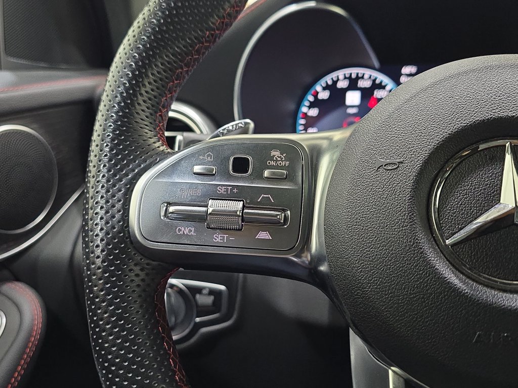 Used 2022 Mercedes-Benz GLC 43 AMG 4MATIC image 20