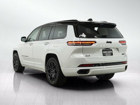 Used 2025 Jeep Grand Cherokee L Summit AWD/4WD image 3