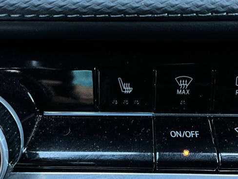 Used 2025 Chevrolet Equinox LT image 25