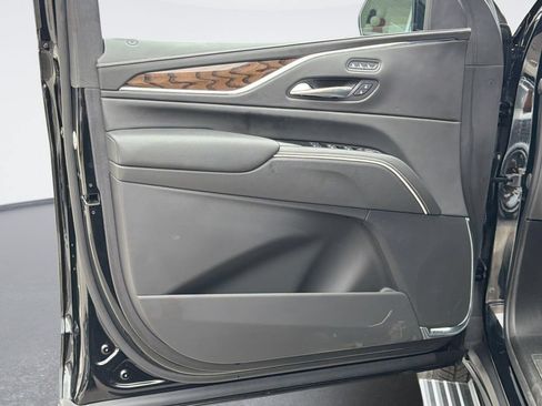 Used 2023 Cadillac Escalade ESV Sport Platinum w/ LPO, ONYX Package AWD/4WD image 20