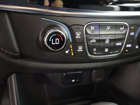Used 2023 Chevrolet Traverse LT w/ LPO, Floor Liner Package AWD/4WD image 49