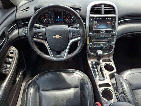 Used 2014 Chevrolet Malibu LT FWD image 11