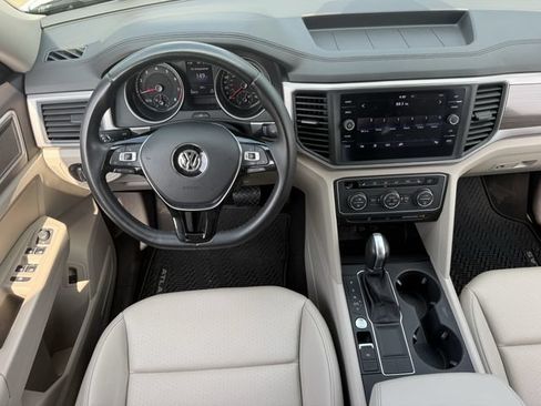 Used 2019 Volkswagen Atlas SE FWD image 12